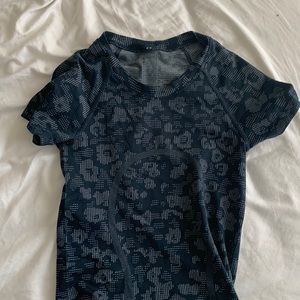 Lululemon swiftly tech